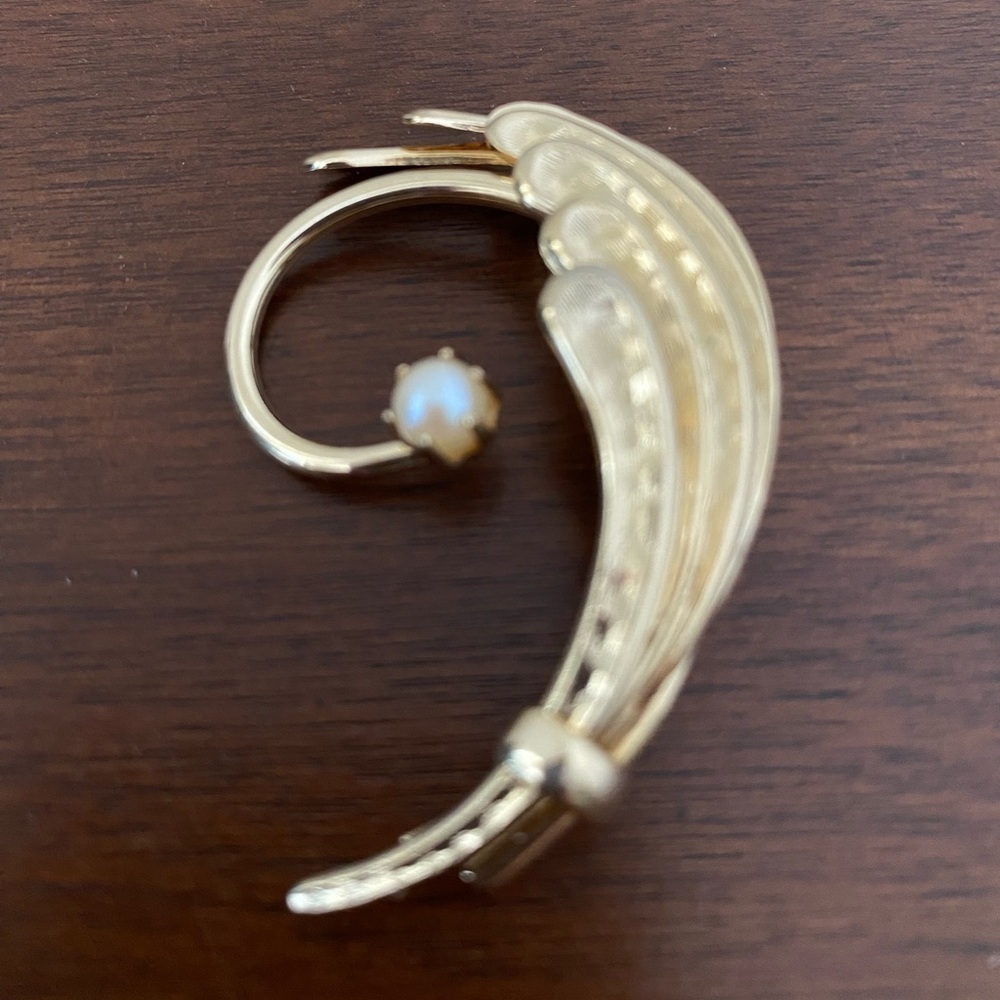Vintage Gold-Tone "A Lonely Flower" Brooch with Faux Pearl Accent - Picture 2 of 5
